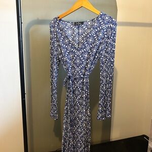 Lulus Blue and White Long Sleeved Dress